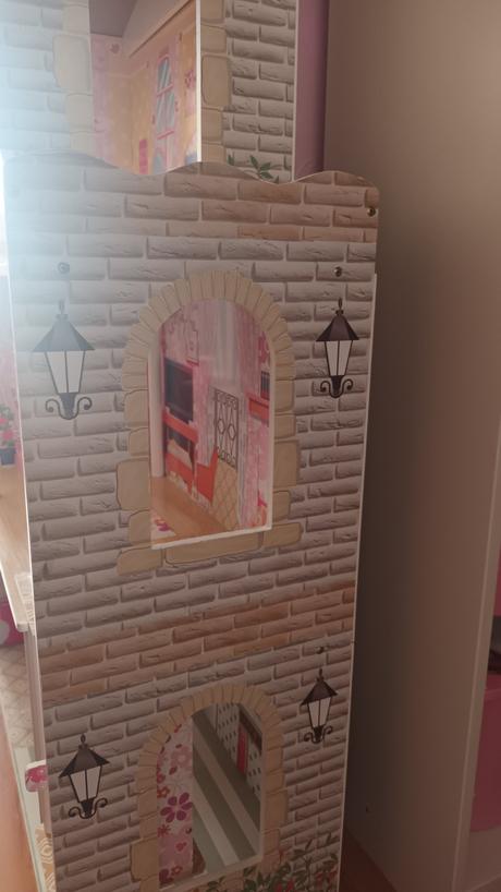 Ružový domček pre bábiky s výťahom,