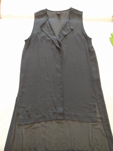 Čierna blúzka predĺžená k leginam, h&m,40