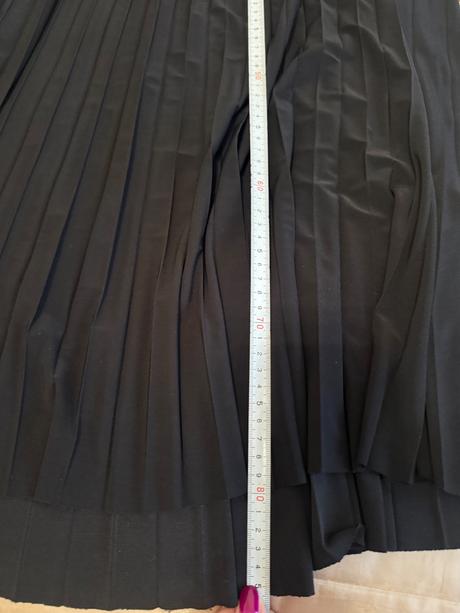 Plisovana sukna, m