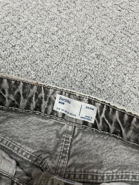 Mom jeans, bershka,xs