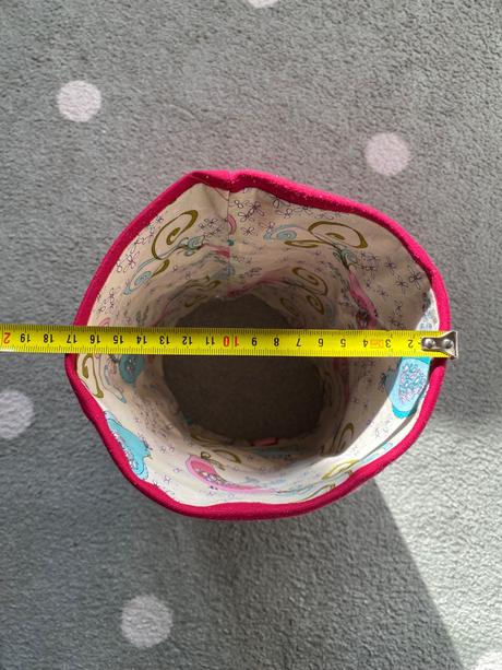 Nákrčník vtáčiky, 50