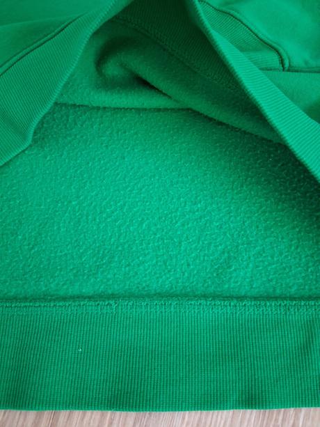 Zelená mikina, amisu,m