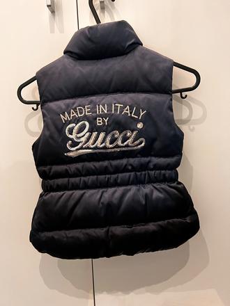Gucci nová teplá vesta vel.4, 104