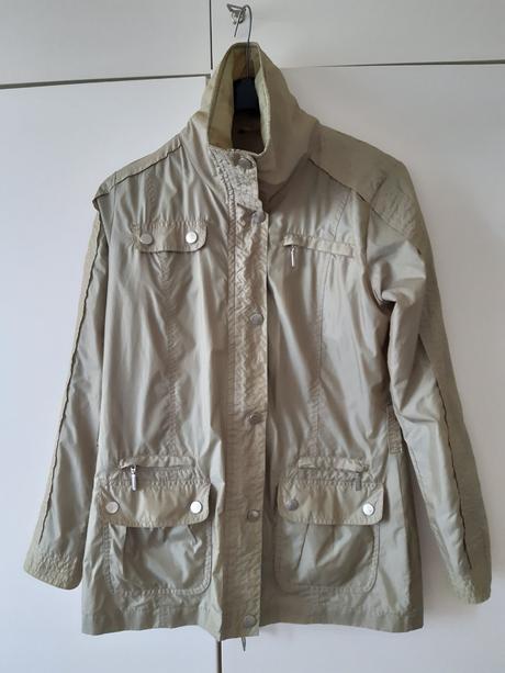 Prechodna vetrovka, c&a,m