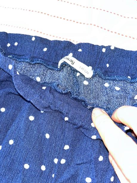 Kraťasy ako šunka 140, sinsay,140