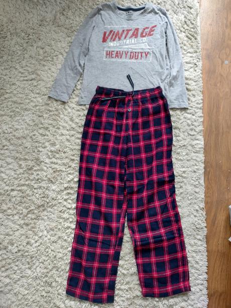 Pyžamo veľ 122, pepperts,122