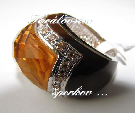 Dámsky zdobený prsteň, 