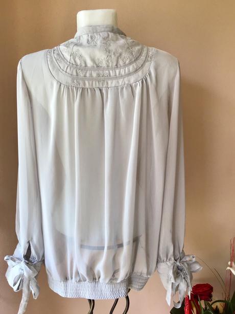 Krasna blúzka /y, l