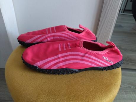 Topánky do vody, 33