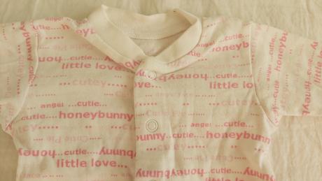 Overal/pyžamko písmenká 50, tesco,50