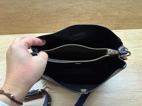 Kabelka coccinelle, coccinelle