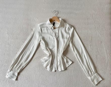 Elegantná saténová košeľa, amisu,xs