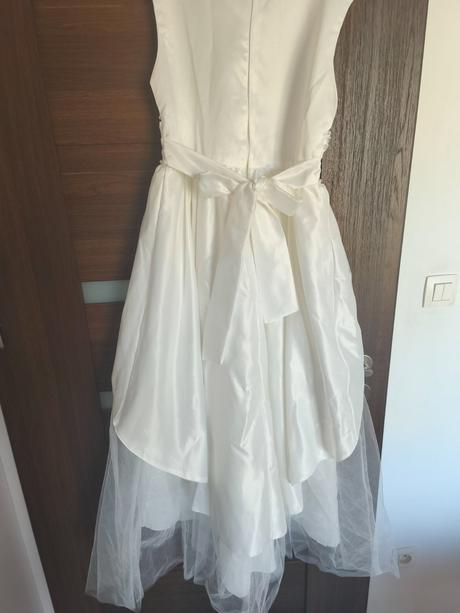 Šaty na prijímanie, 170