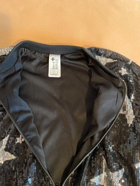 Flitrovana bunda, c&a,146