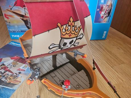 Playmobil pirátska loď, 