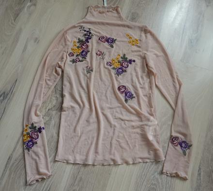 Jemne transparentný top stradivarius, stradivarius,s