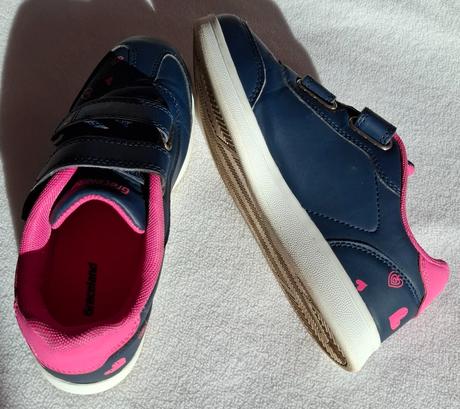 Pekné tenisky bez poškodení, graceland,36