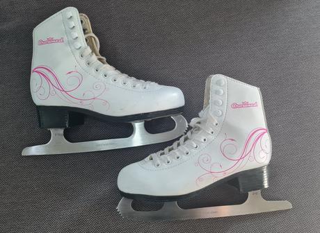 Korčule 33, crowned,33