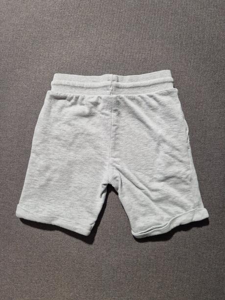 Teplákové kraťasy marvel, tesco,110