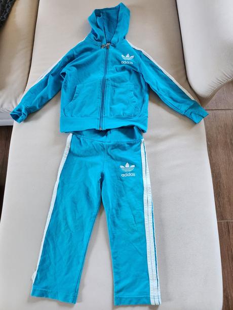 Chlapčenská súprava č. 128, adidas,128