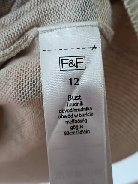 Svetrík na gombíky, f&f,l