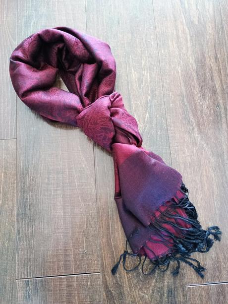 Pashmina bordó, 