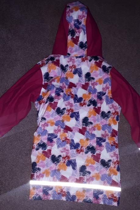 Bundička nepremokavá do dažďa, lupilu,128