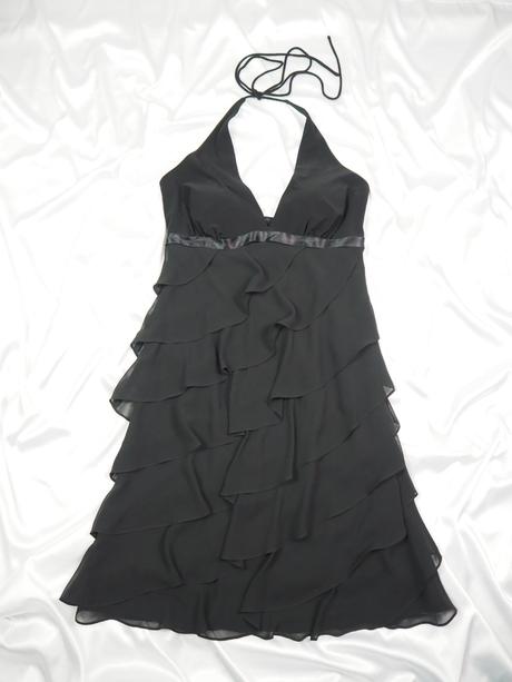 Kvalitné čierne elegantné šaty swing, 38