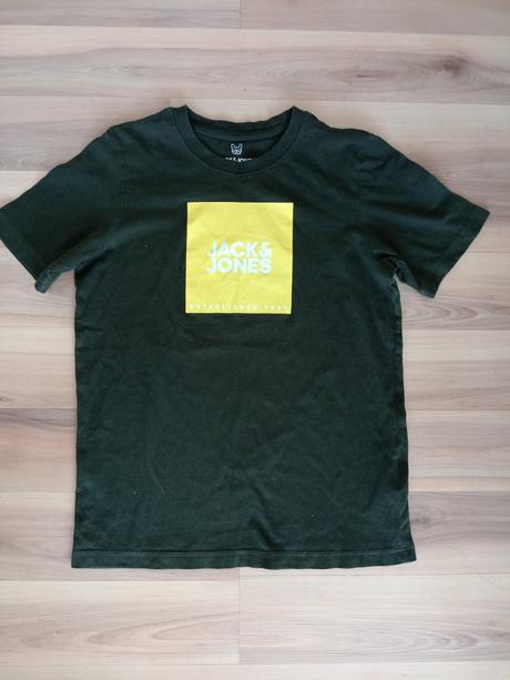 Kratasy a tričko jack jones, 152