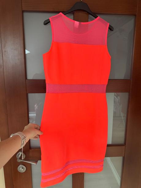 Neónové šaty, m
