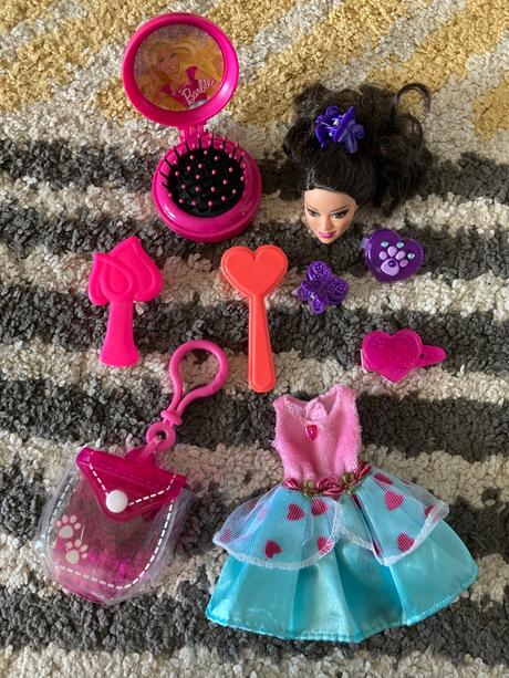 Doplnky pre barbie,