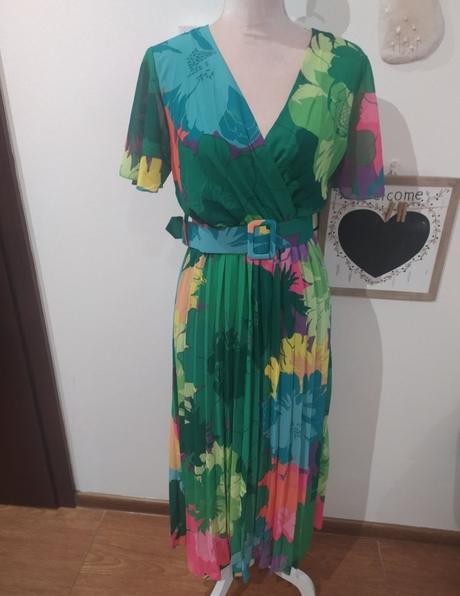 Kvetované dlhé šaty, m / s