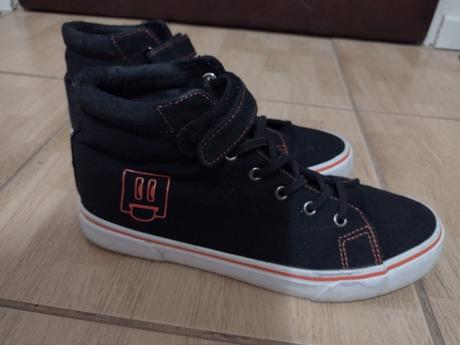 Tenisky, reserved,40