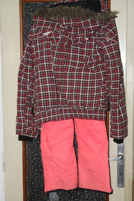 Lyziarska suprava vel 146/152, 146