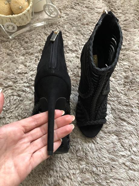 Sandálky, atmosphere,38