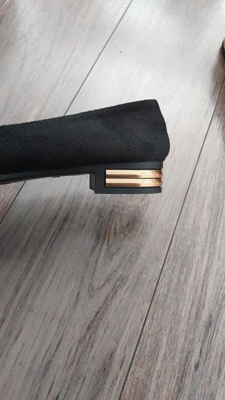 Elegantne balerinky, 38