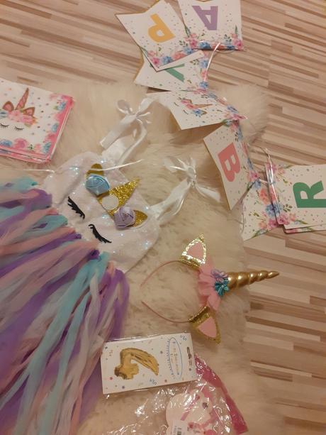 Siatky na oslavu unicorn plus doplnky 4-5 rokov, 104–116