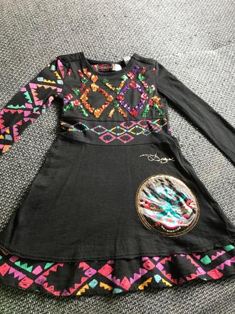 Saty, desigual,110