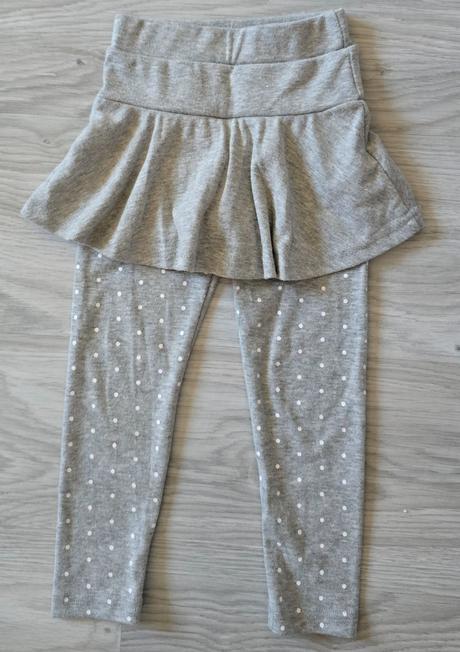 Leginy zo sukňou, 98