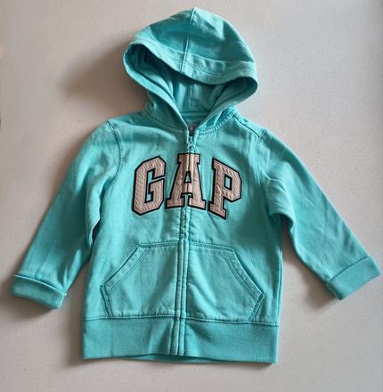 Mikinka gap, gap,98
