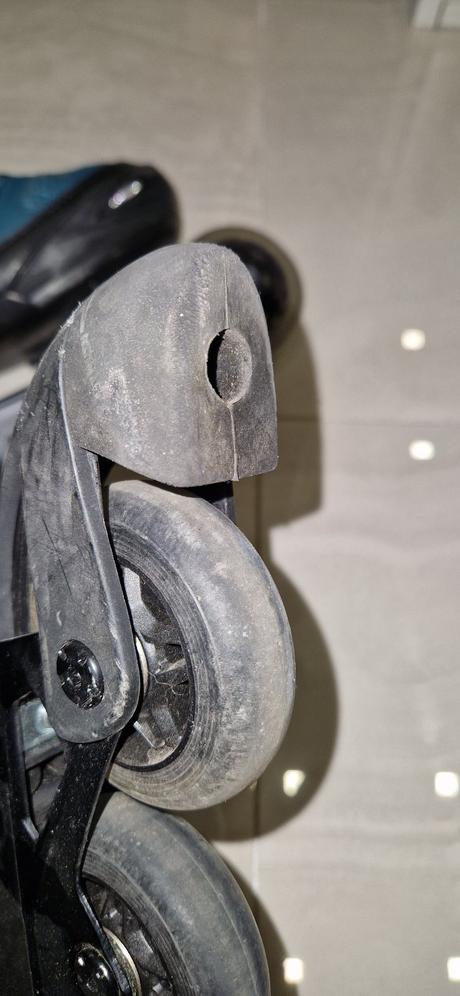 Korčule zn. oxelo, nastaviteľná veľkosť  38-41, 38