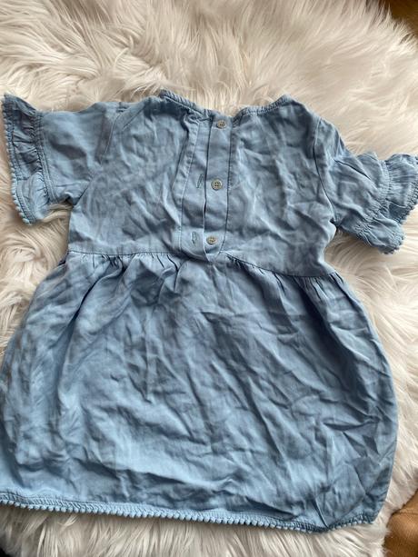 Šaty s malými brmbolčekmi, reserved,86