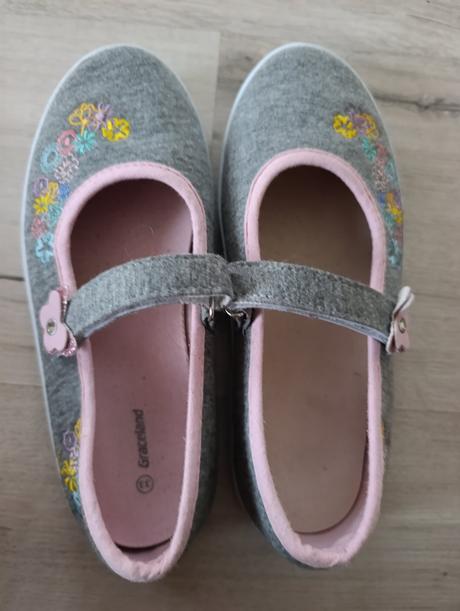 Platené balerínky, graceland,33