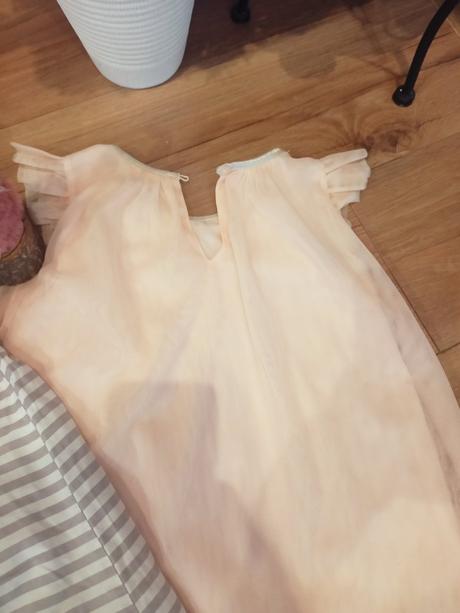 H&m trblietkami šaty, h&m,116