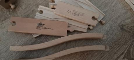 Drevená vláčiková zostava 76 ks, zn.carousel, 