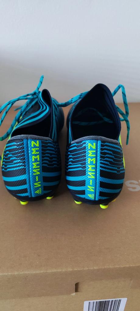 Kopačky 39 1/3 messi vynikajúci stav, adidas,39