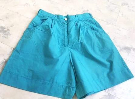 Šortky s vysokým pásom, s