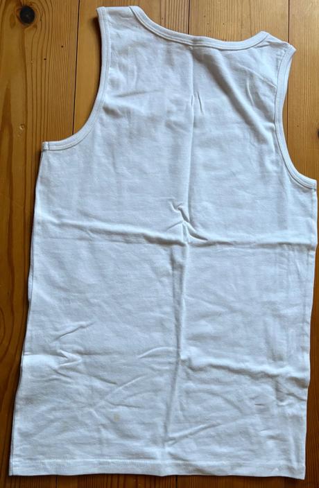 Uplne nove tielko 158_164, chapter young,158