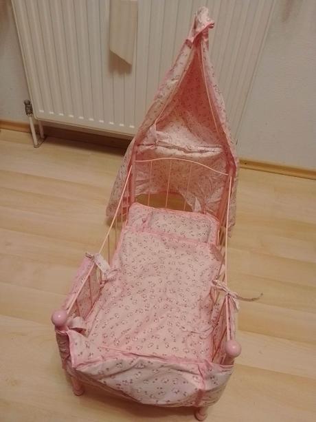 Kovová skladacia postieľka pre baby annabell,