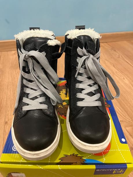 Protetika zimne kozene topanky c.33, protetika,33